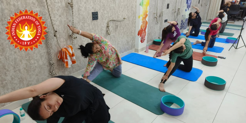 diploma-in-yoga-teacher-training-preet-vihar-delhi