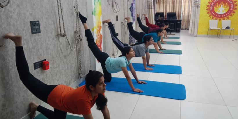 yoga-teacher-training-course-kangra-himachal-pradesh